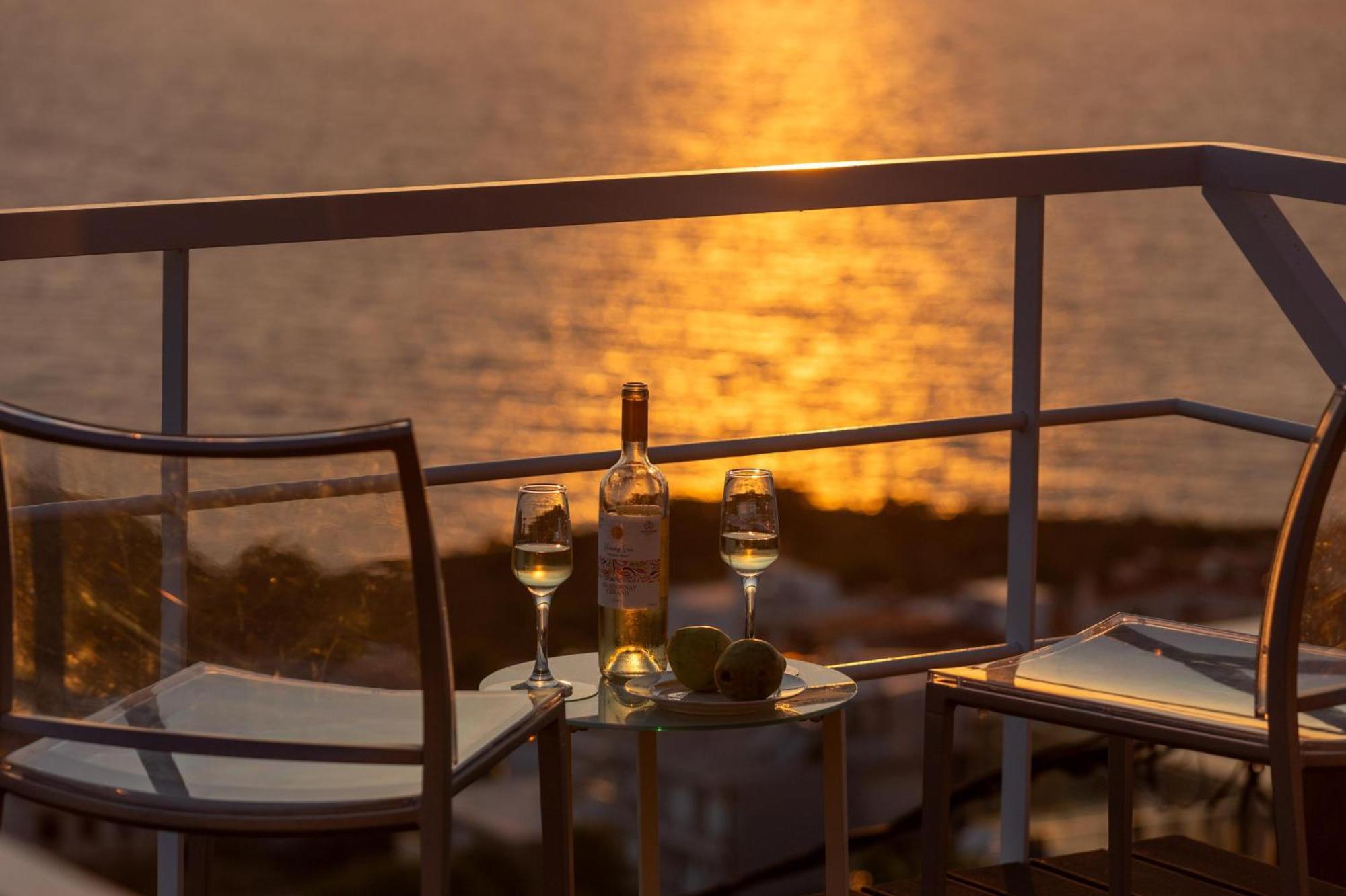 Unlimited Blue Villa Chania  ภายนอก รูปภาพ
